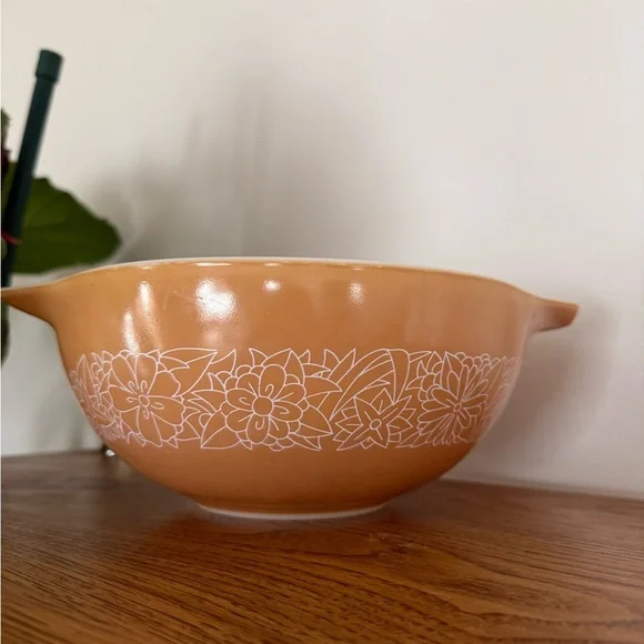 3 Vintage Pyrex Woodland Cinderella Brown Nested Mixing Bowls 442, 443, 444 - Picture 5 of 8